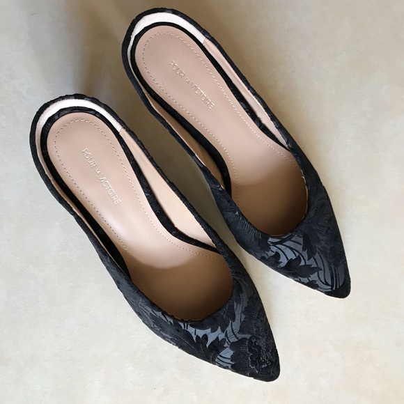 Pour La Victoire Daria Black Velvet Mule Pump - Picture 3 of 8
